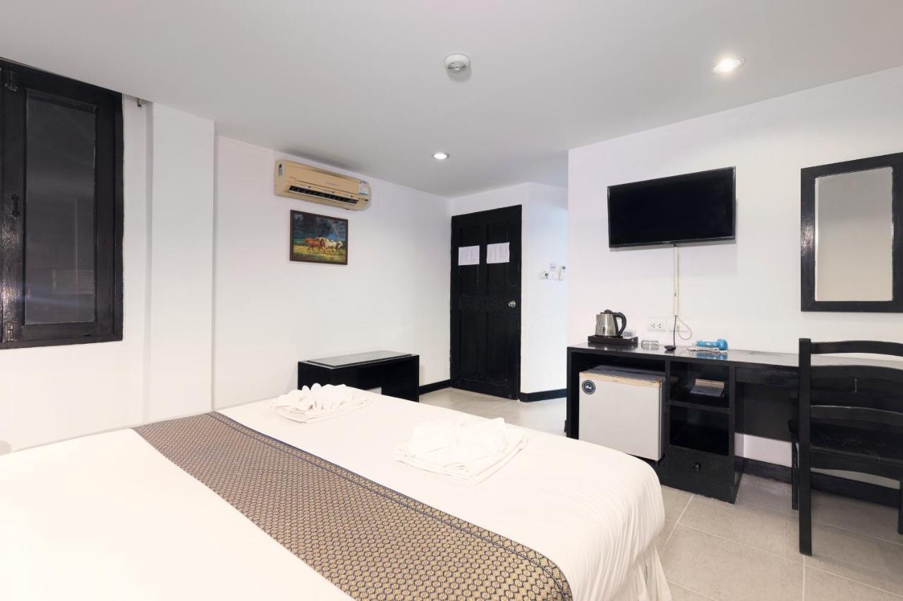 Noble House - 200 Meters Patong Beach Phuket Habitación foto