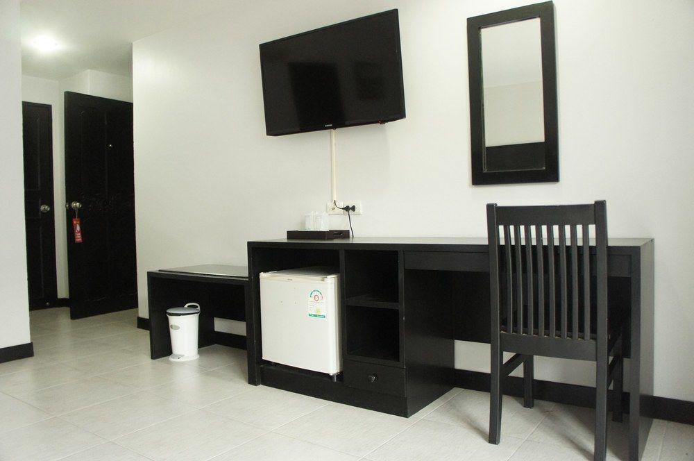 Noble House - 200 Meters Patong Beach Phuket Exterior foto