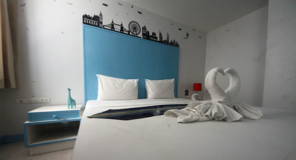 Noble House - 200 Meters Patong Beach Phuket Exterior foto
